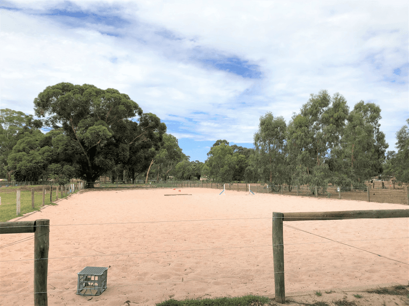 256 Hopkinson Rd, Darling Downs, WA 6122