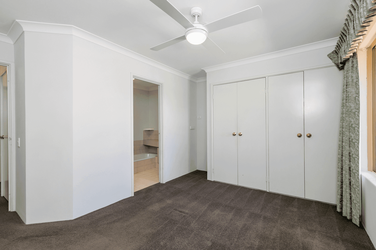 5/7 Harman Road, SORRENTO, WA 6020