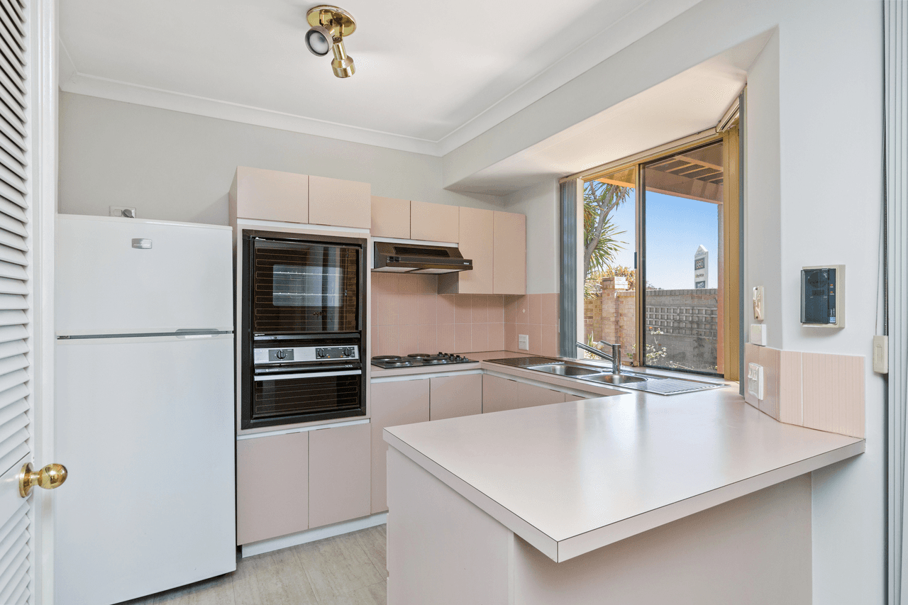 5/7 Harman Road, SORRENTO, WA 6020