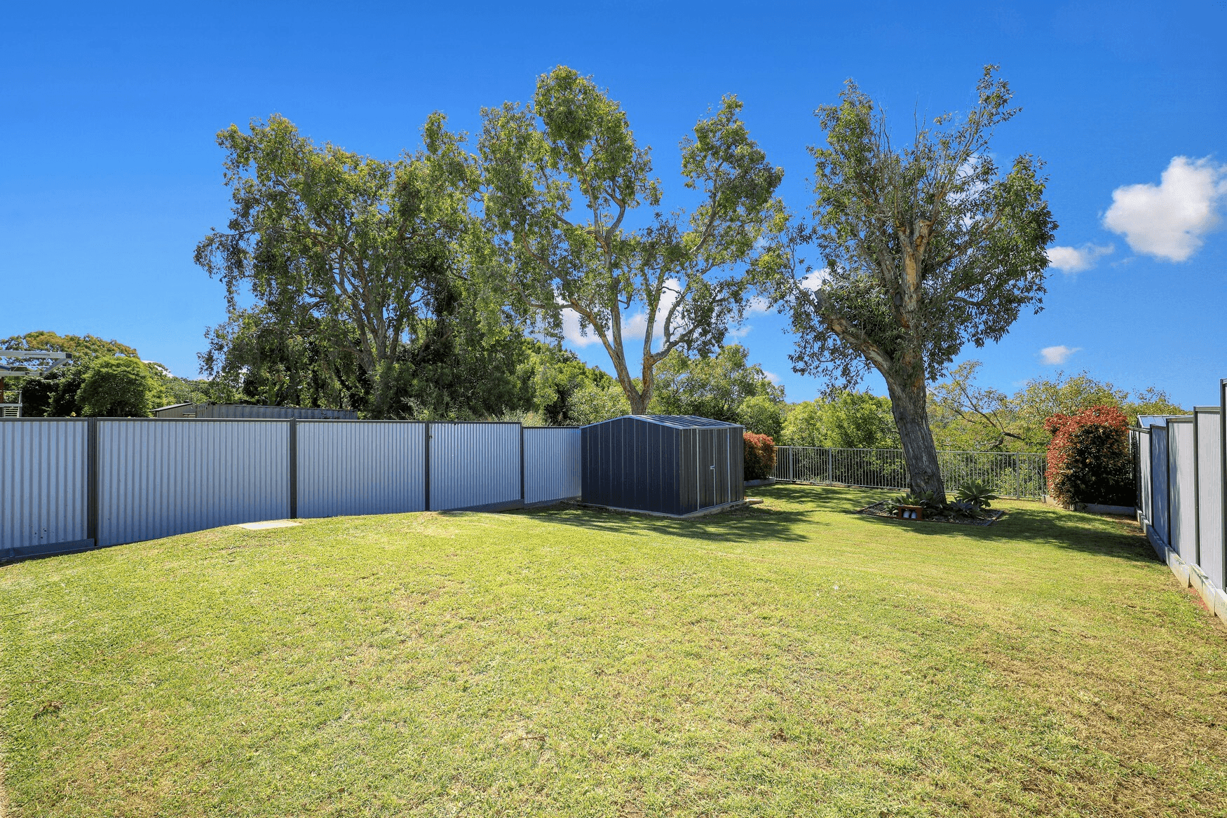 7 Kindt St, Moore Park Beach, QLD 4670