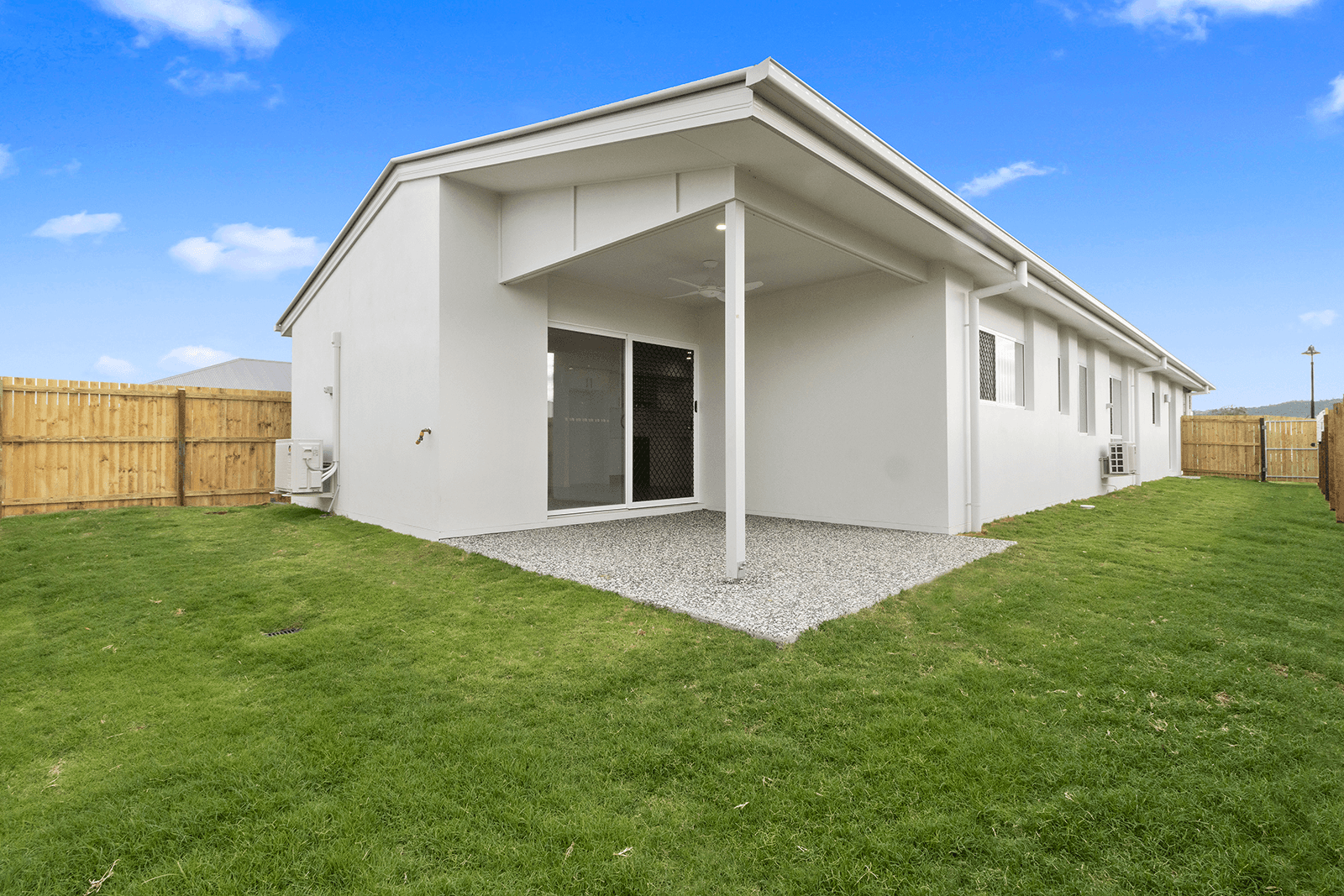 6 Seaford Street, PIMPAMA, QLD 4209