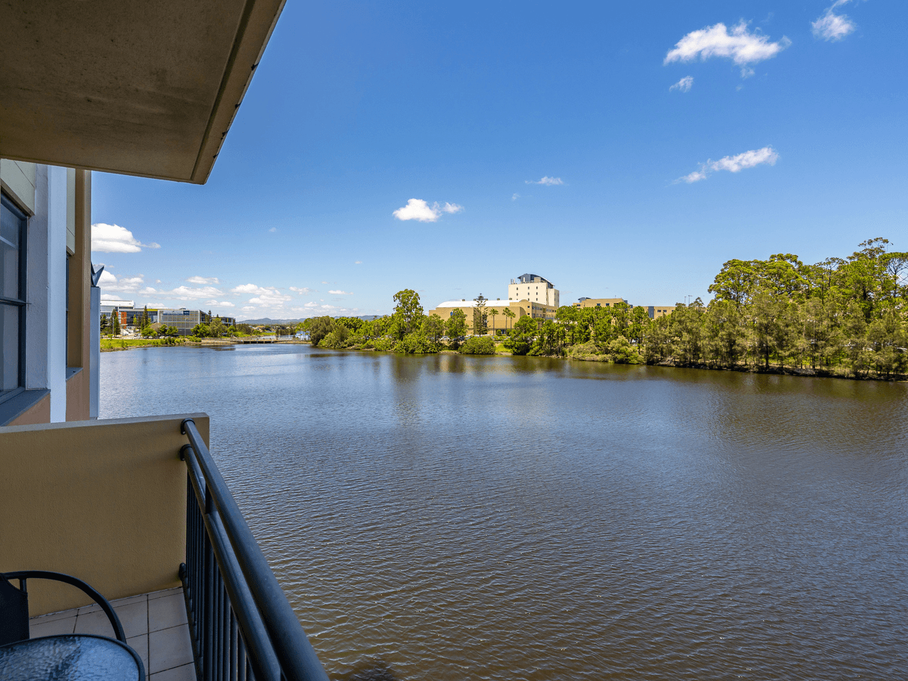 221/25 Lake Orr Drive, ROBINA, QLD 4226