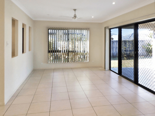 28 Mceachan Street, EDMONTON, QLD 4869