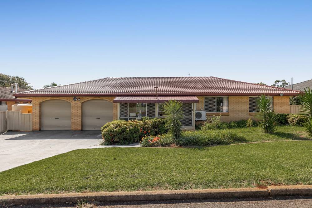 21 Noack Street, Harristown, QLD 4350