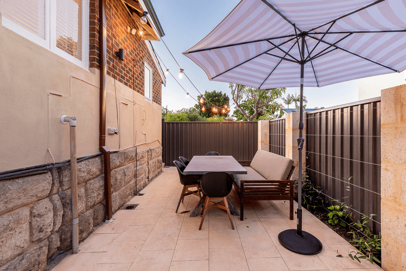 13 Coode Street, MOUNT LAWLEY, WA 6050