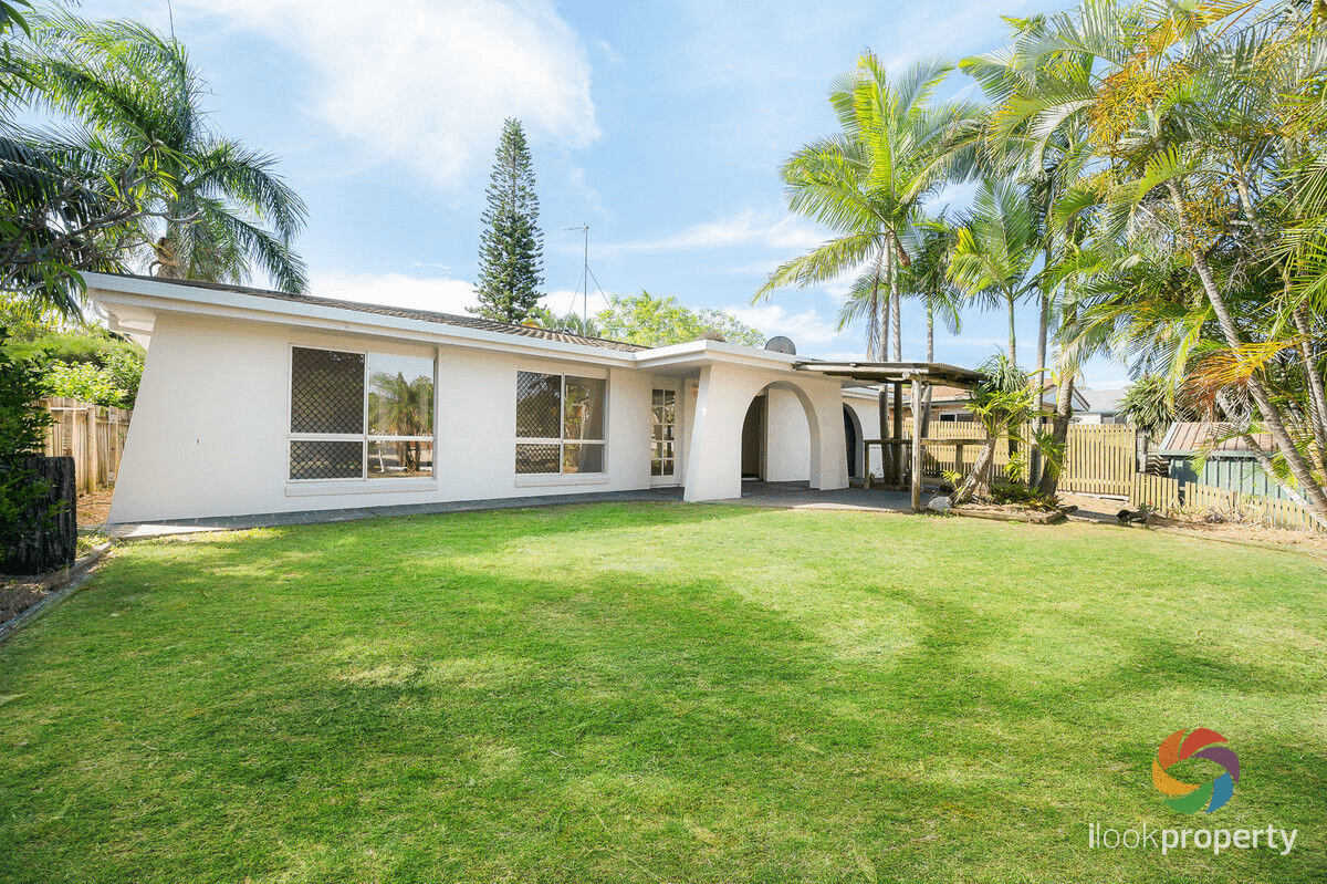 16 Latrobe Street, Tannum Sands, QLD 4680