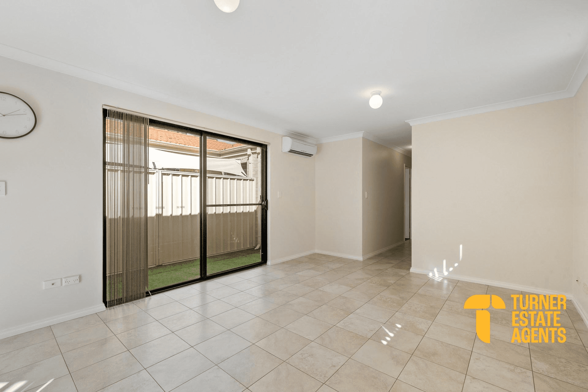 2/39 Tindal Avenue, YANGEBUP, WA 6164