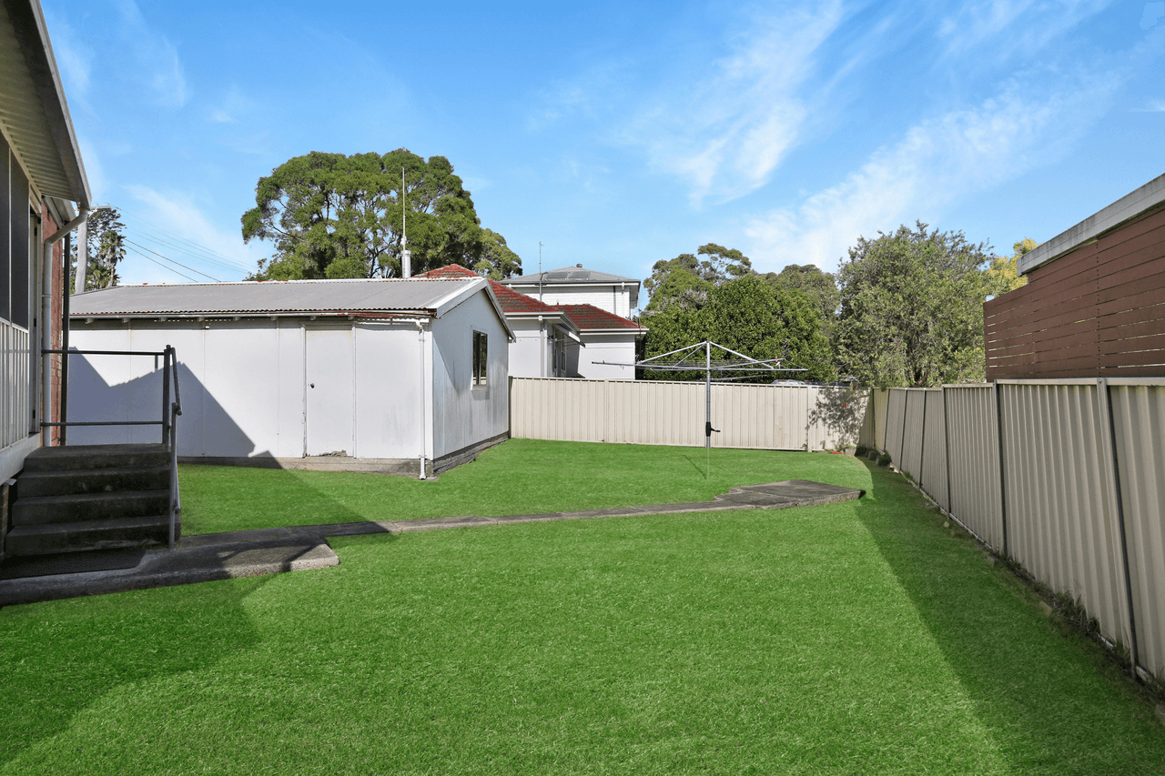 2 London Street, BERKELEY, NSW 2506