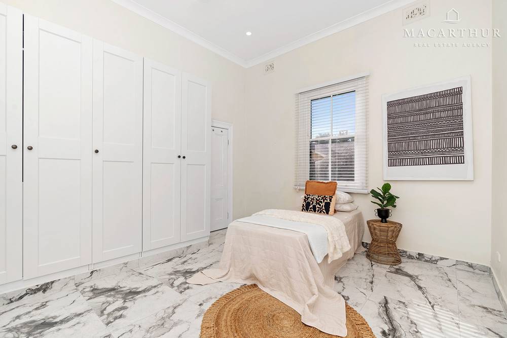 98 Crampton Street, Wagga Wagga, NSW 2650
