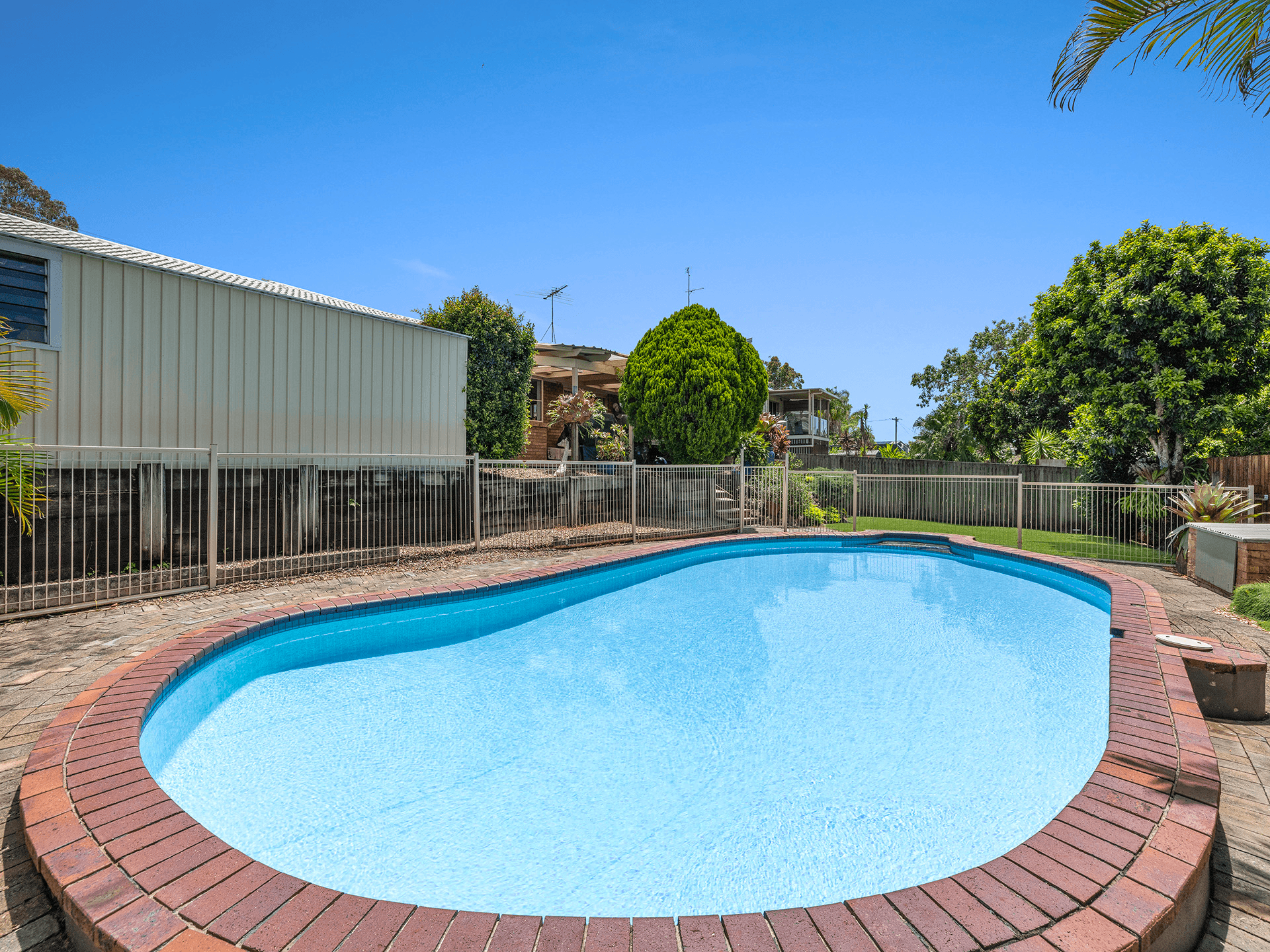 6 Tristania Street, Aroona, QLD 4551