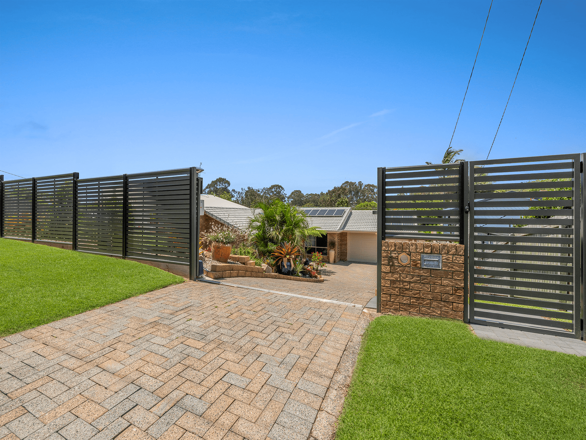 6 Tristania Street, Aroona, QLD 4551