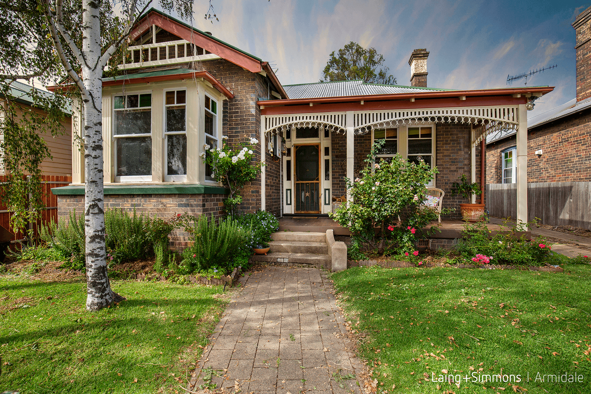 196 Brown Street, Armidale, NSW 2350