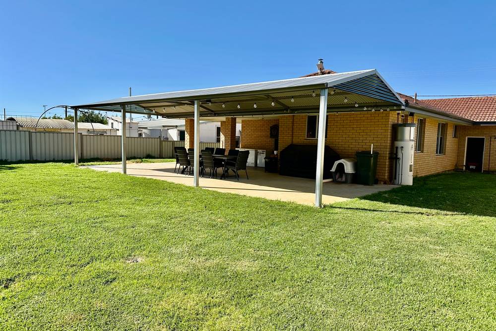 40 Taylor Street, Dumbleyung, WA 6350