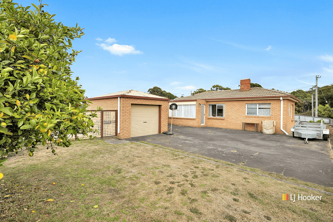 21 Devonport Road, QUOIBA, TAS 7310