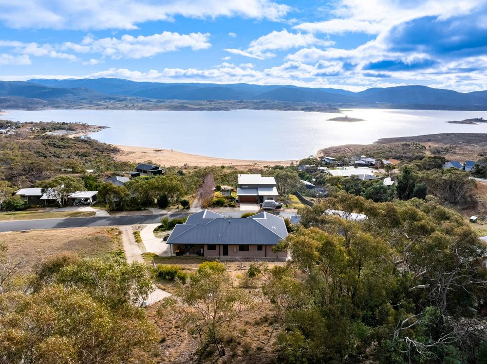 67 Kunama Drive, East Jindabyne, NSW 2627