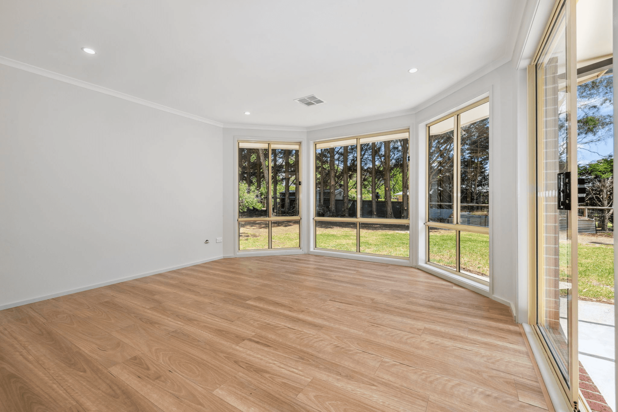 15 Forwood Crescent, BUNDANOON, NSW 2578