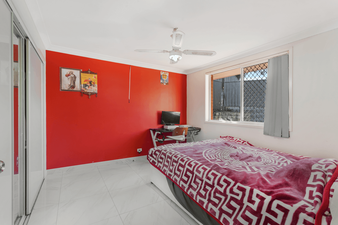 6 Kingfisher Avenue, HINCHINBROOK, NSW 2168