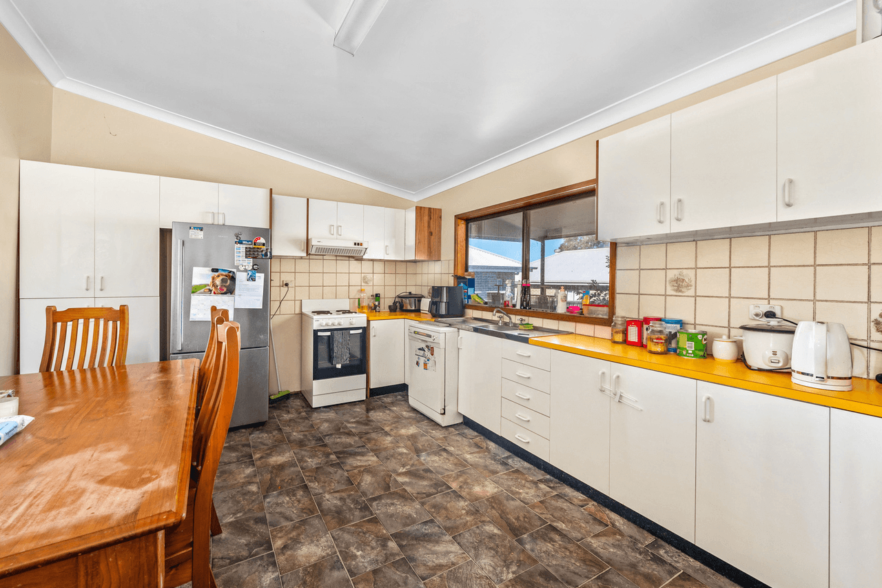 2/27 Rockleigh Street, THORNTON, NSW 2322