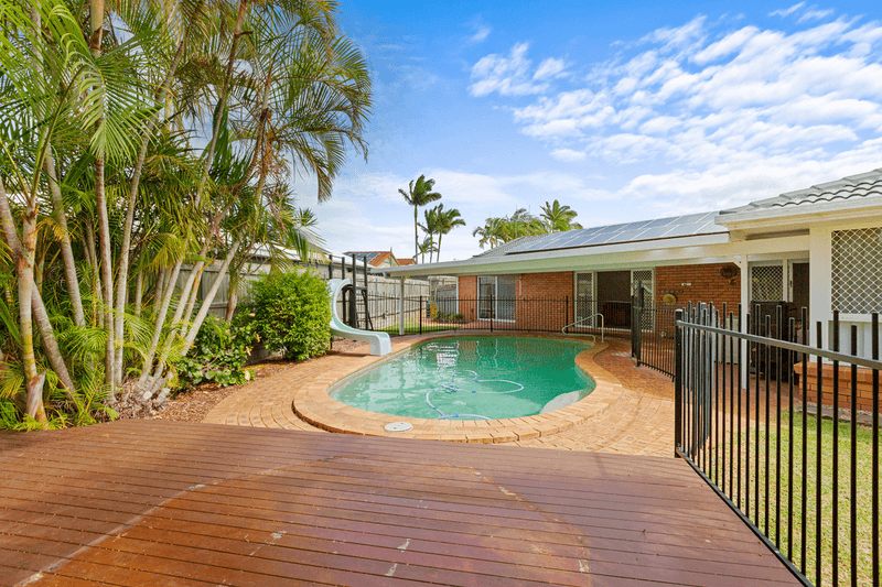 8 Isobell Court, WELLINGTON POINT, QLD 4160