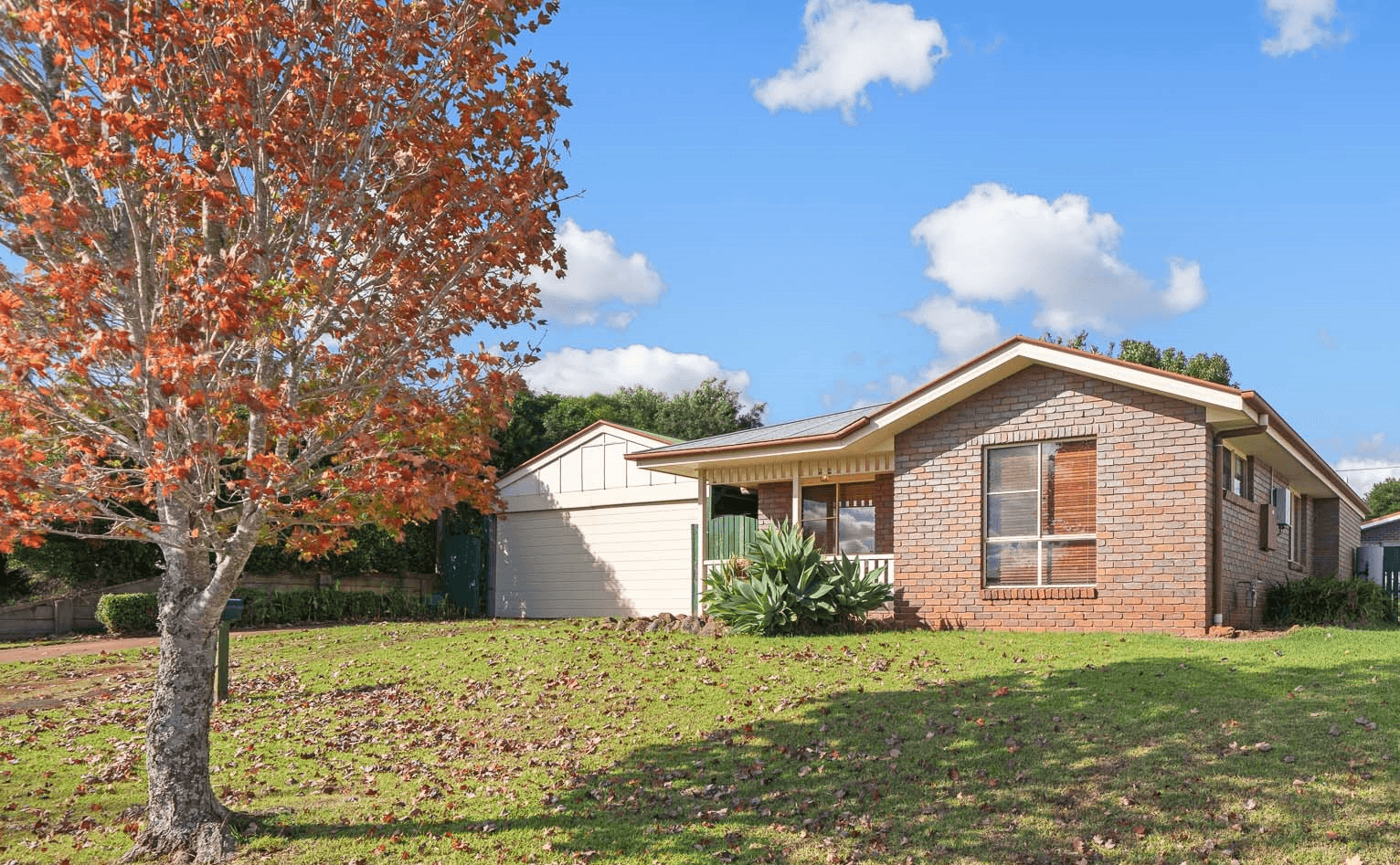 12 Evergreen Court, Glenvale, QLD 4350