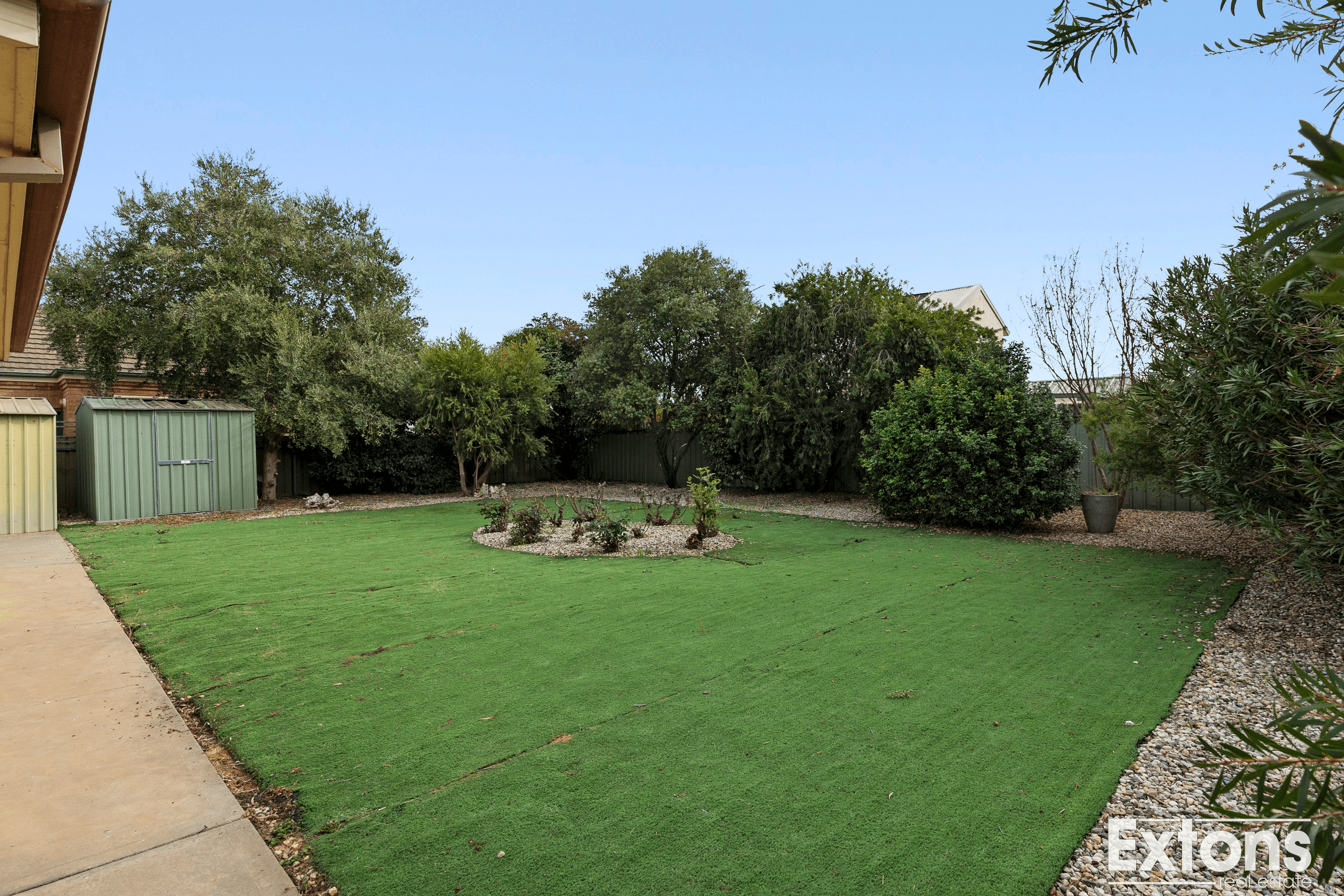 8A Rosemary Court, YARRAWONGA, VIC 3730