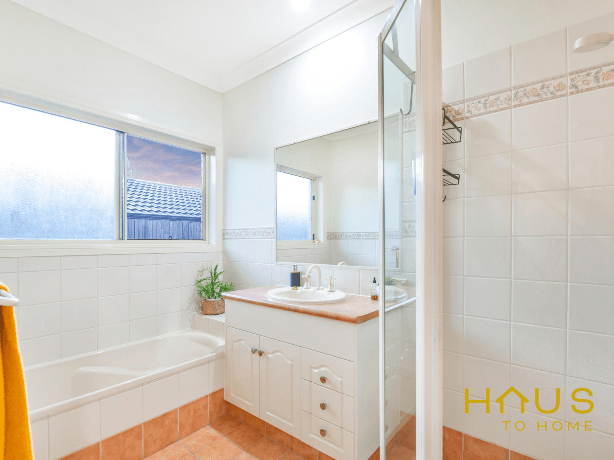 3 FERRICKS COURT, UPPER COOMERA, QLD 4209