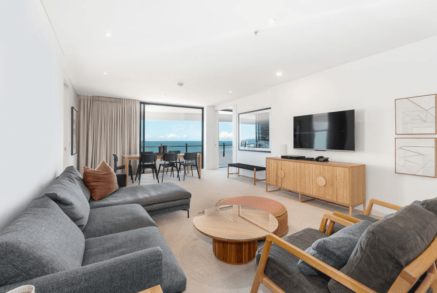 2302/89 Surf Parade, BROADBEACH, QLD 4218