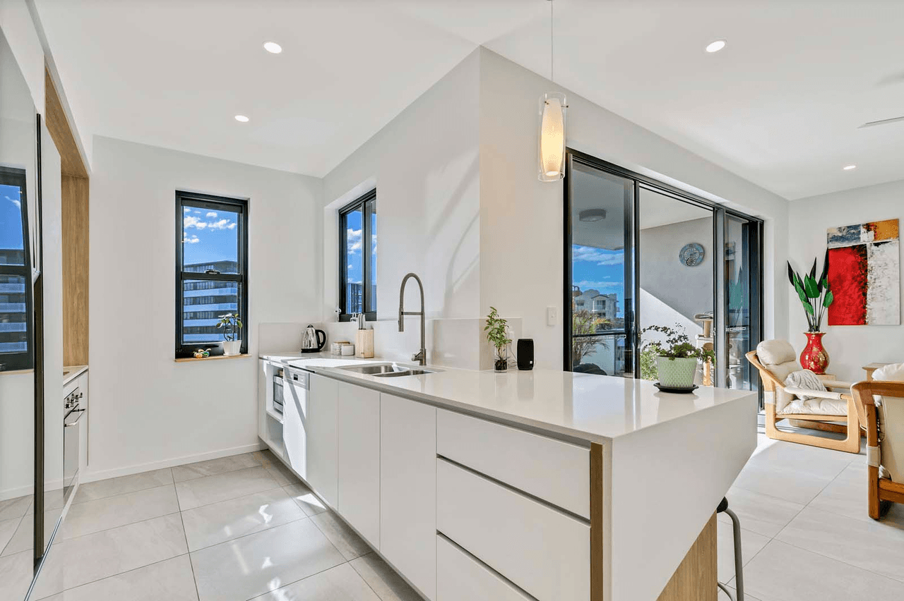 7/49 Duporth Avenue, Maroochydore, QLD 4558