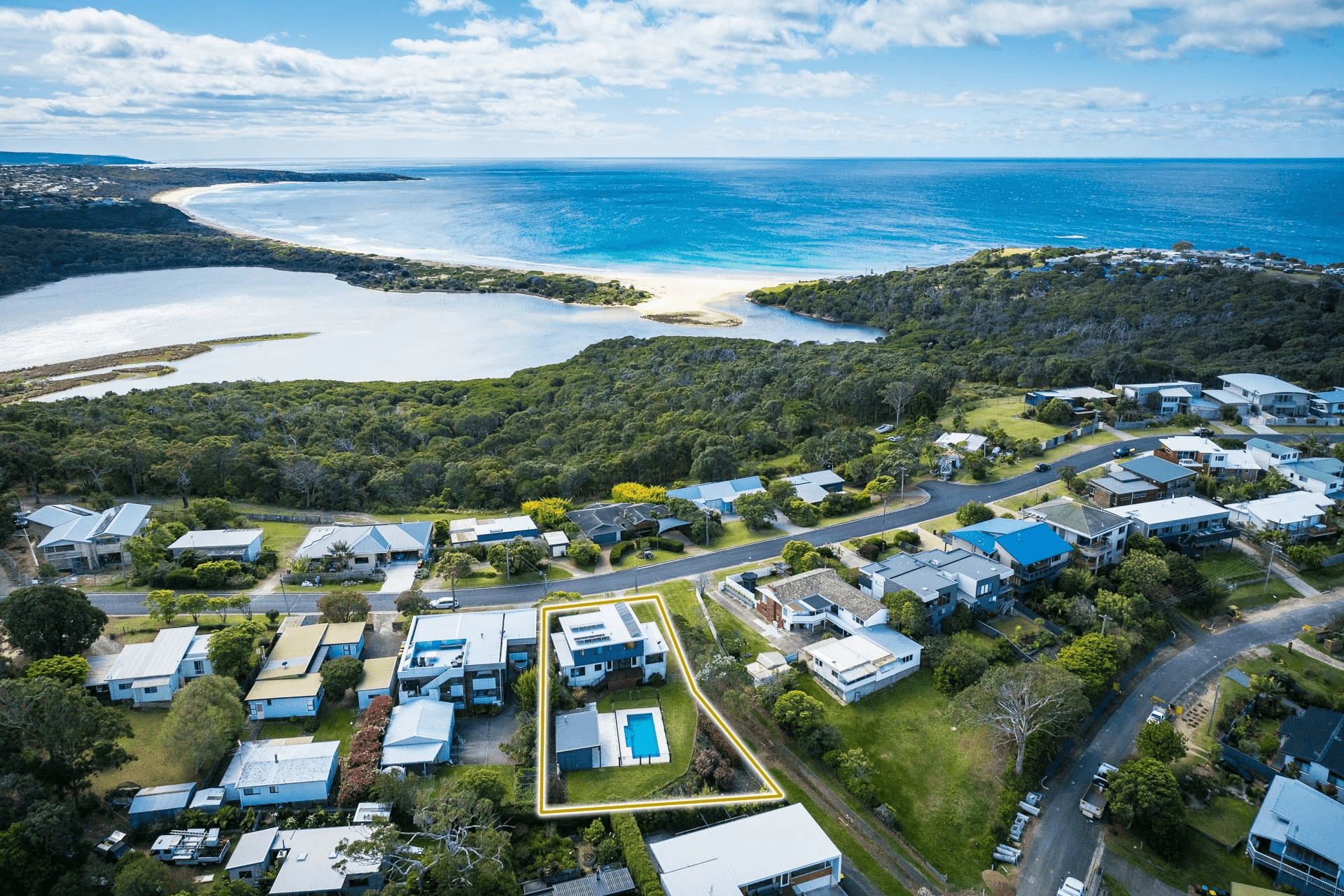 16 Lakeview Avenue, Merimbula, NSW 2548