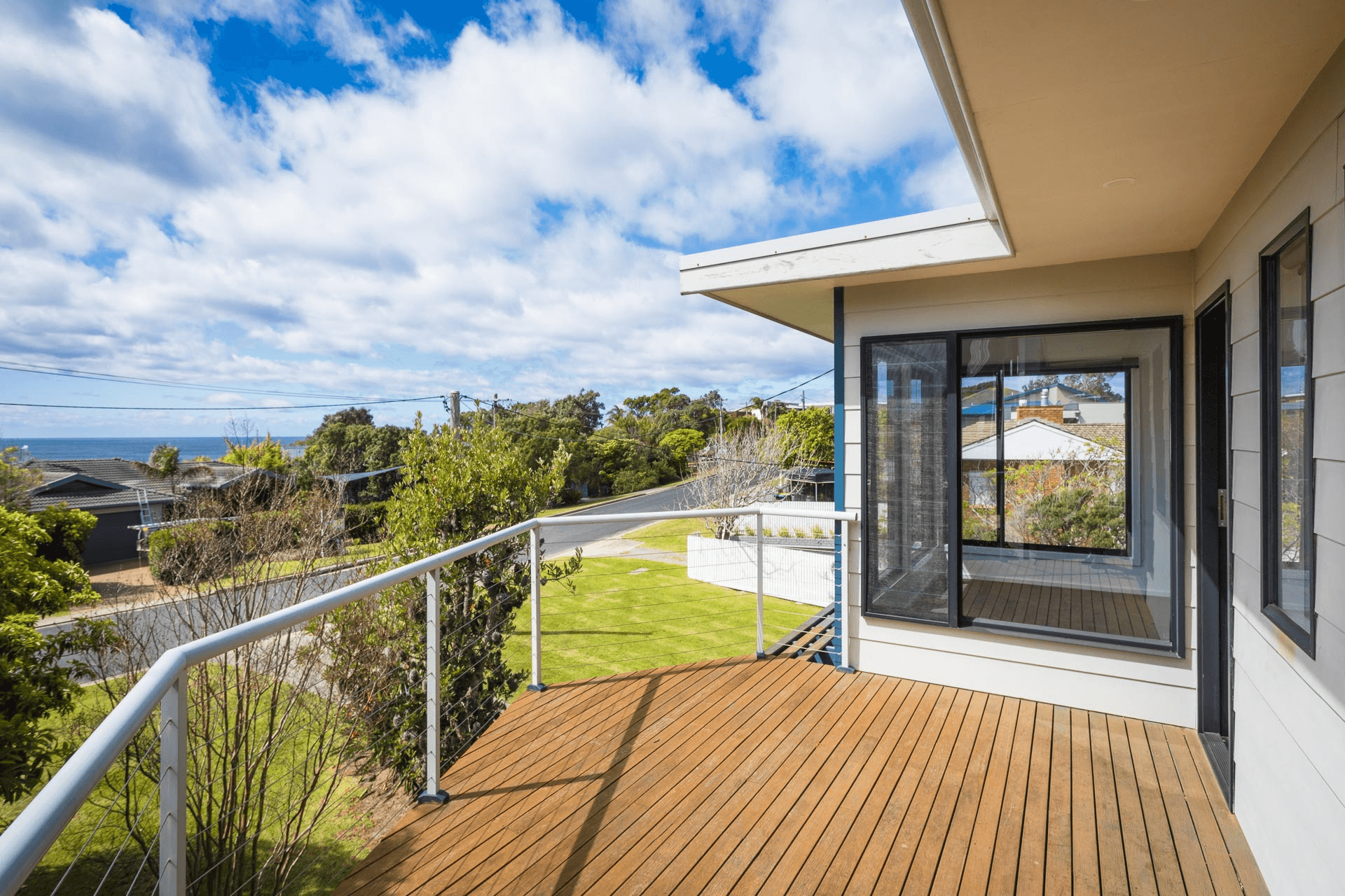 16 Lakeview Avenue, Merimbula, NSW 2548