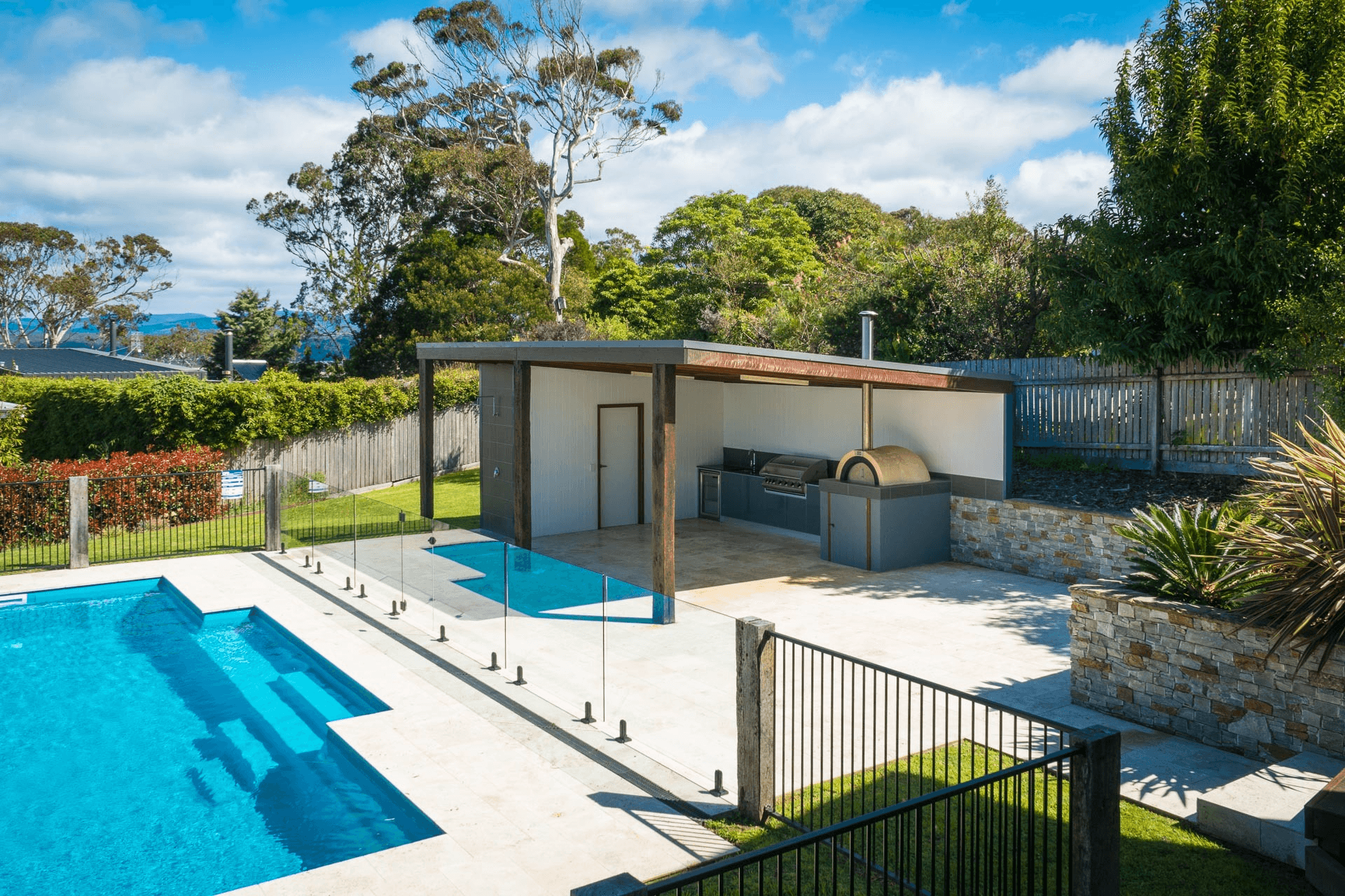 16 Lakeview Avenue, Merimbula, NSW 2548