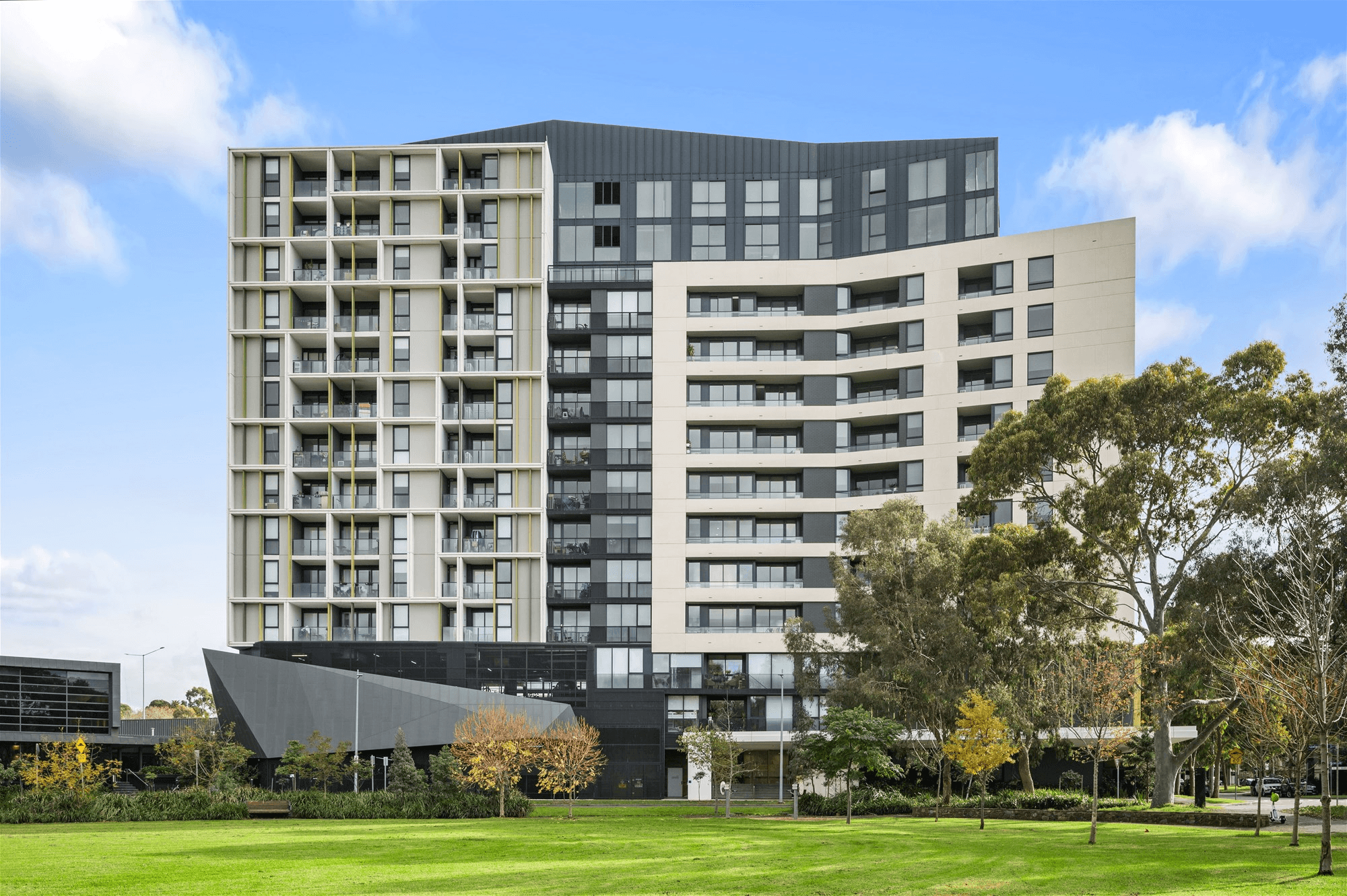 706/91 Galada Ave, PARKVILLE, VIC 3052