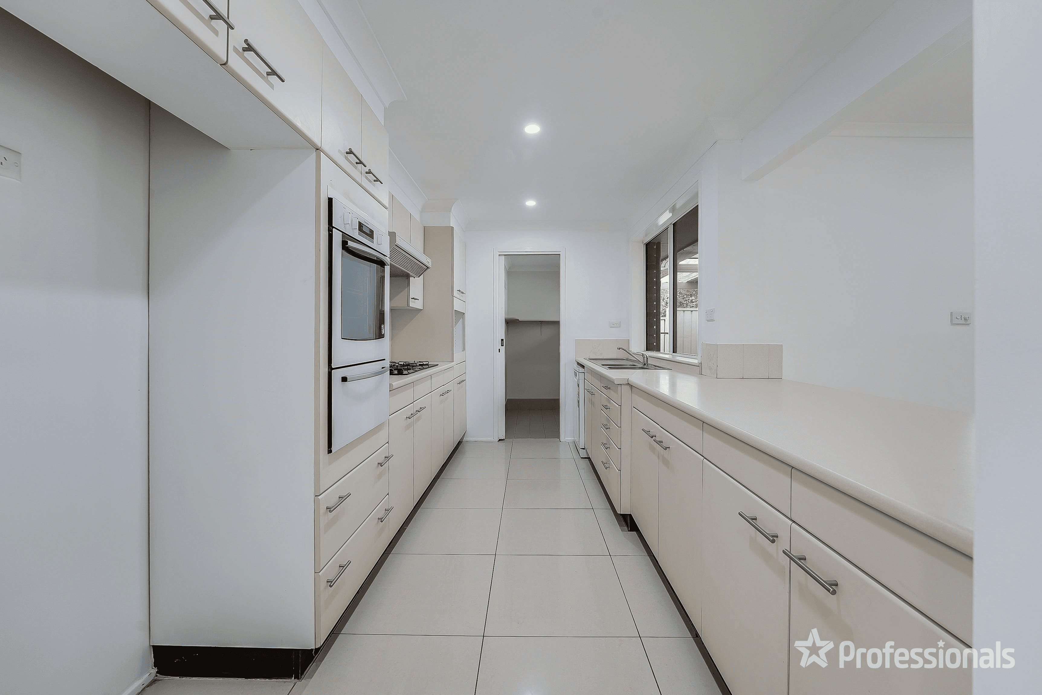 20 Borrowdale Close, NARELLAN, NSW 2567