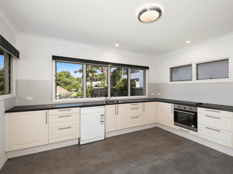 29 Thornycroft Street, TARRAGINDI, QLD 4121