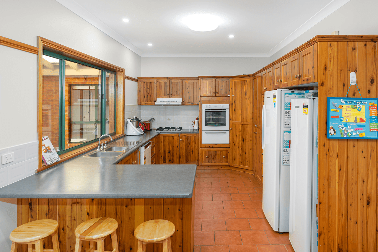 7 Derwent Avenue, TATTON, NSW 2650