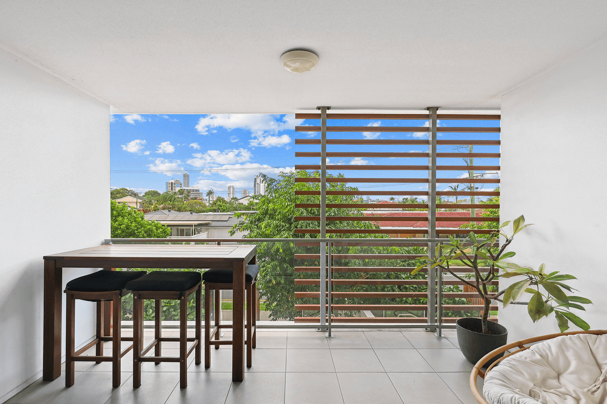 2215/1-7 Waterford Court, Bundall, QLD 4217