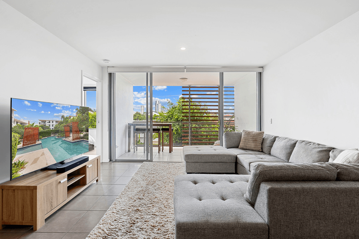 2215/1-7 Waterford Court, Bundall, QLD 4217