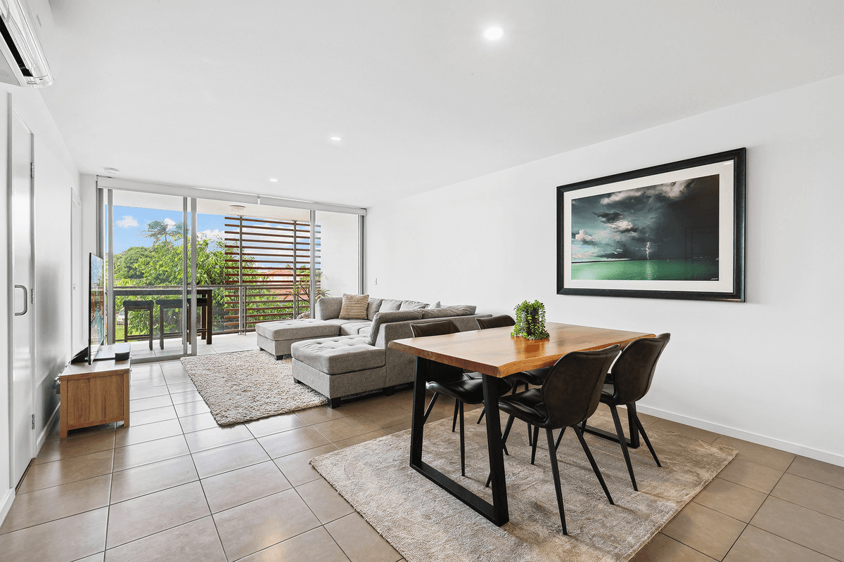 2215/1-7 Waterford Court, Bundall, QLD 4217