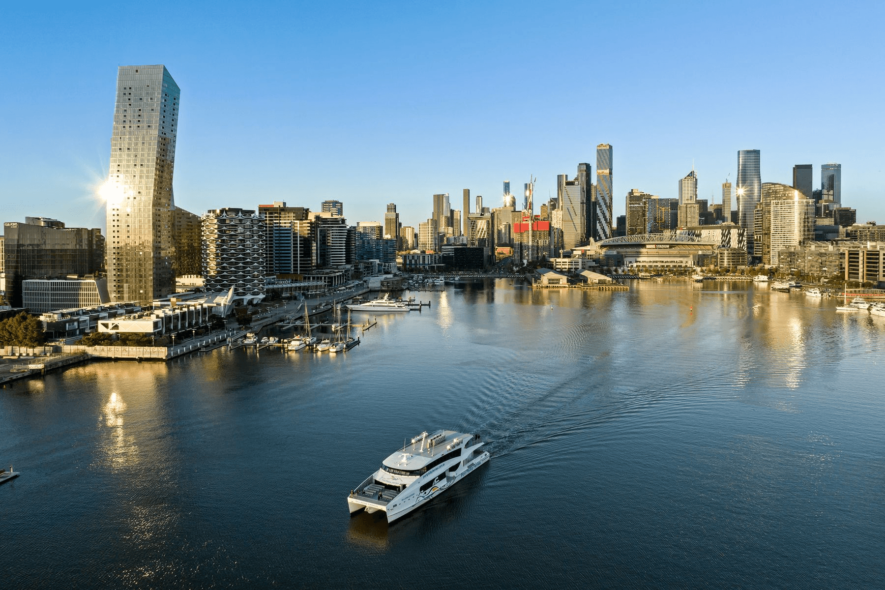 801/241 Harbour Esplanade, DOCKLANDS, VIC 3008