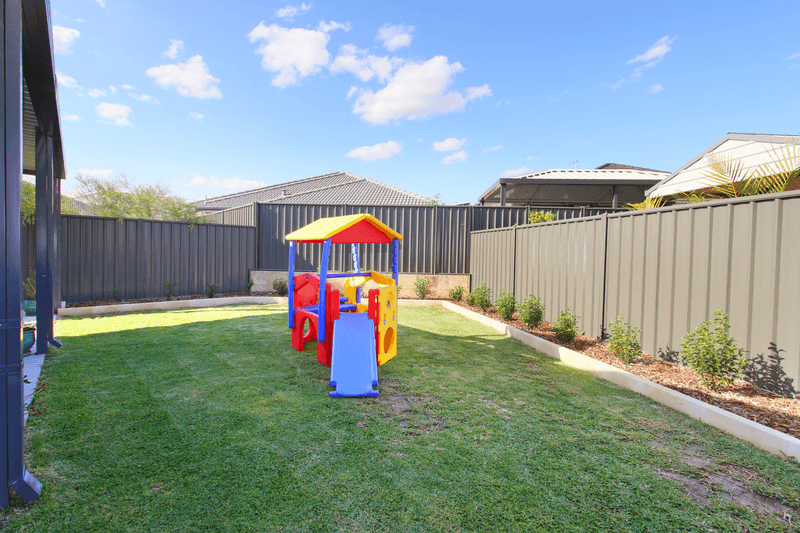 152 Aspiri Promenade, PIARA WATERS, WA 6112