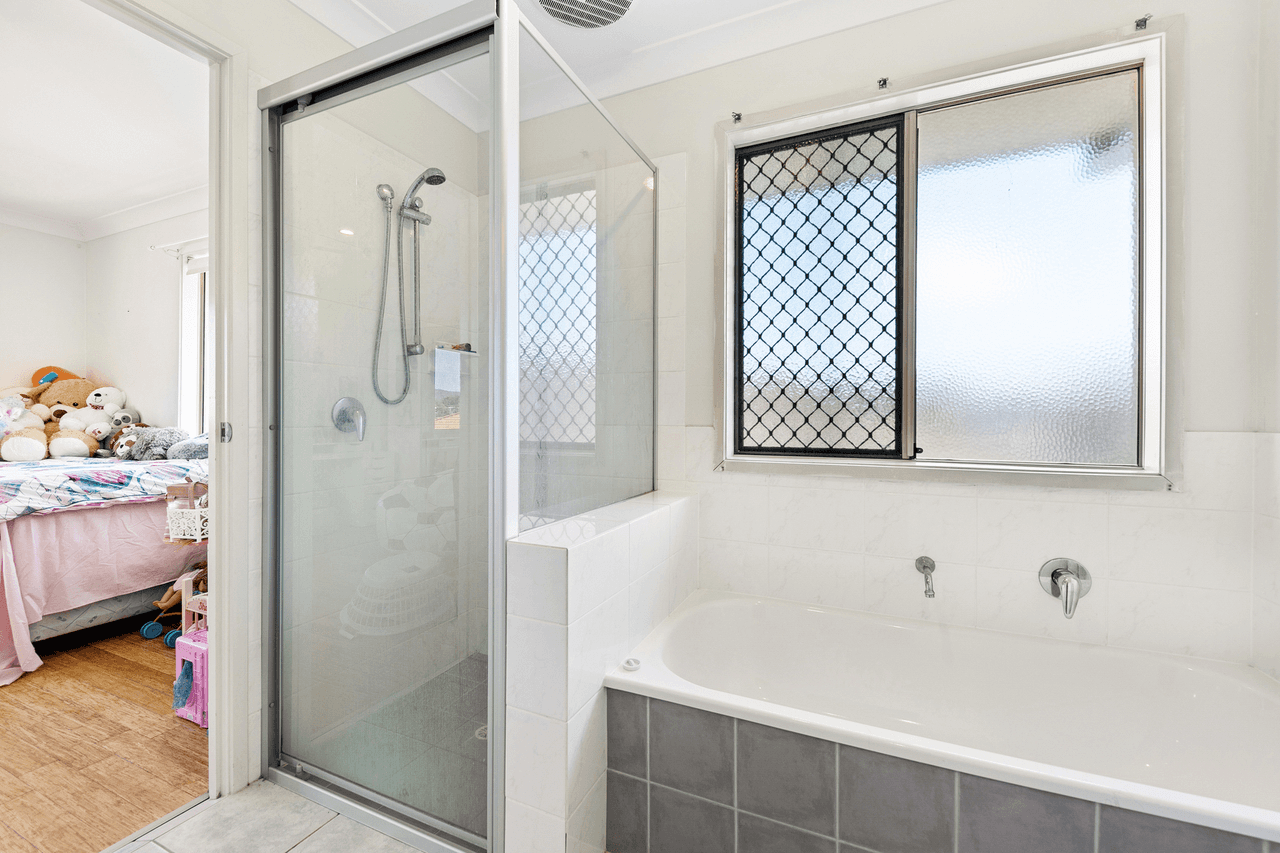 5 Vasey Court, Upper Coomera, QLD 4209