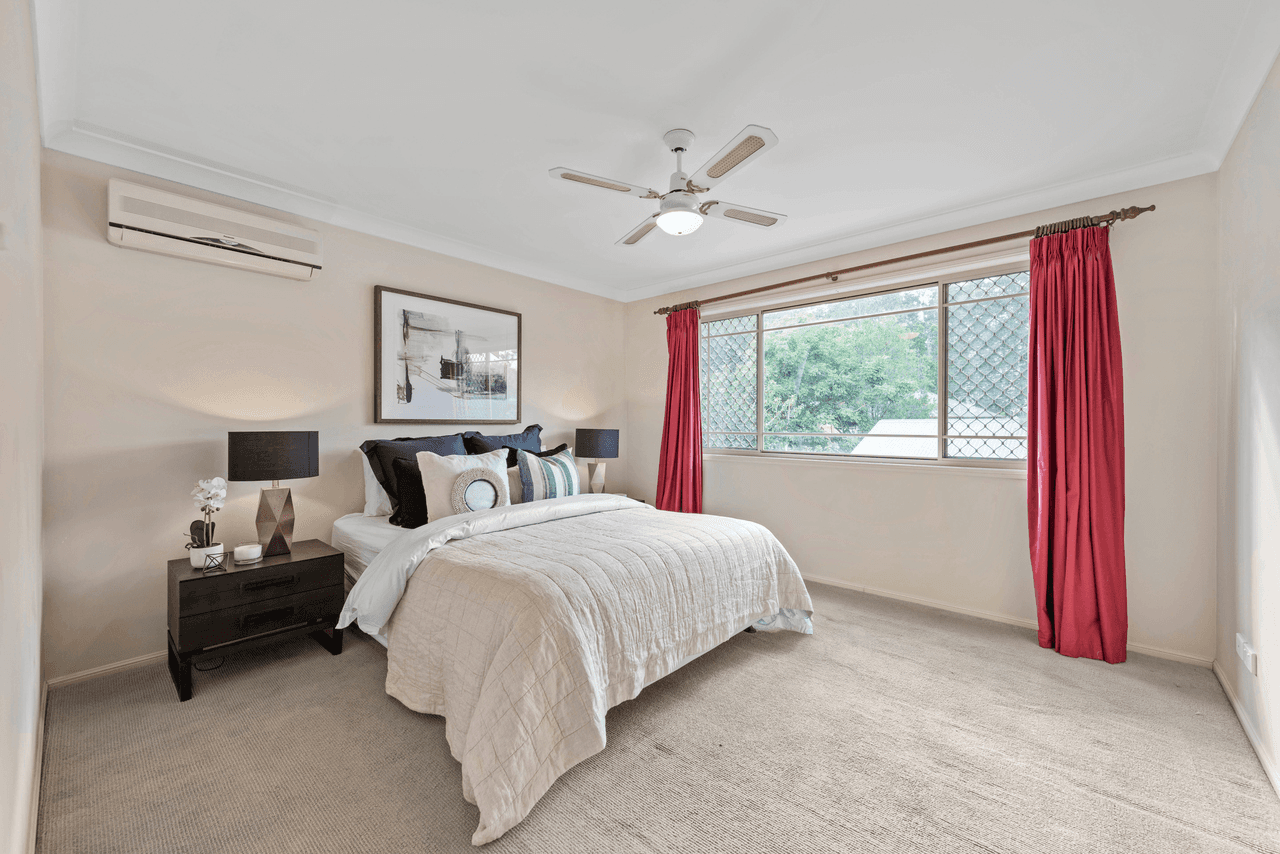 26/28 Carwoola Street, BARDON, QLD 4065