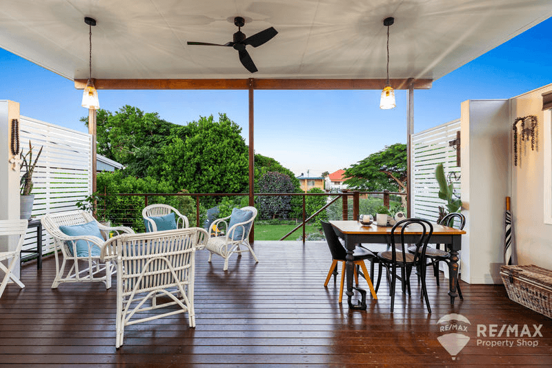 16  Murray Street, SANDGATE, QLD 4017