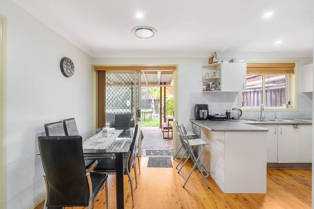 7B Whitsunday Circuit, GREEN VALLEY, NSW 2168