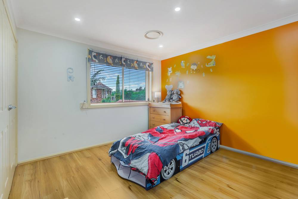 7B Whitsunday Circuit, GREEN VALLEY, NSW 2168