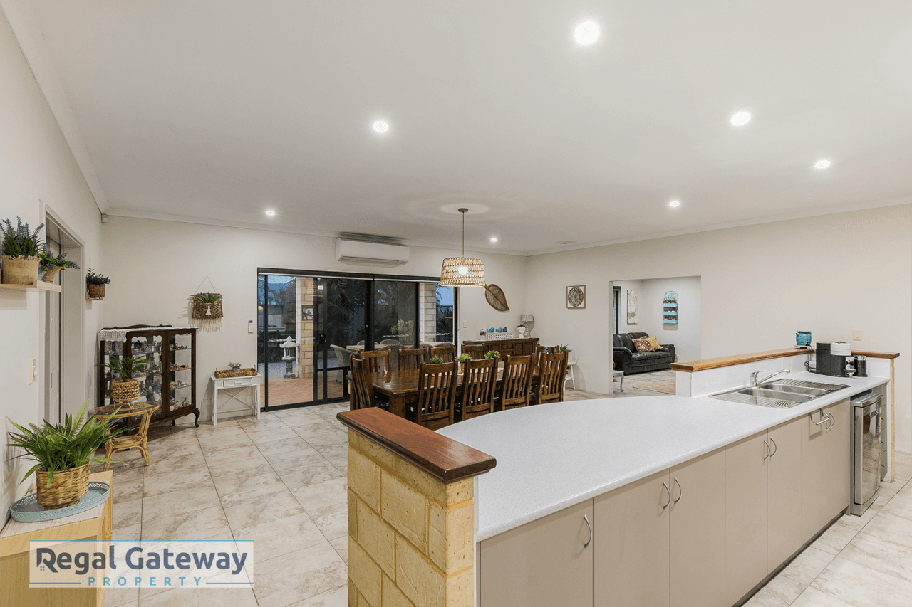 6 Conimbla Lane, AUBIN GROVE, WA 6164