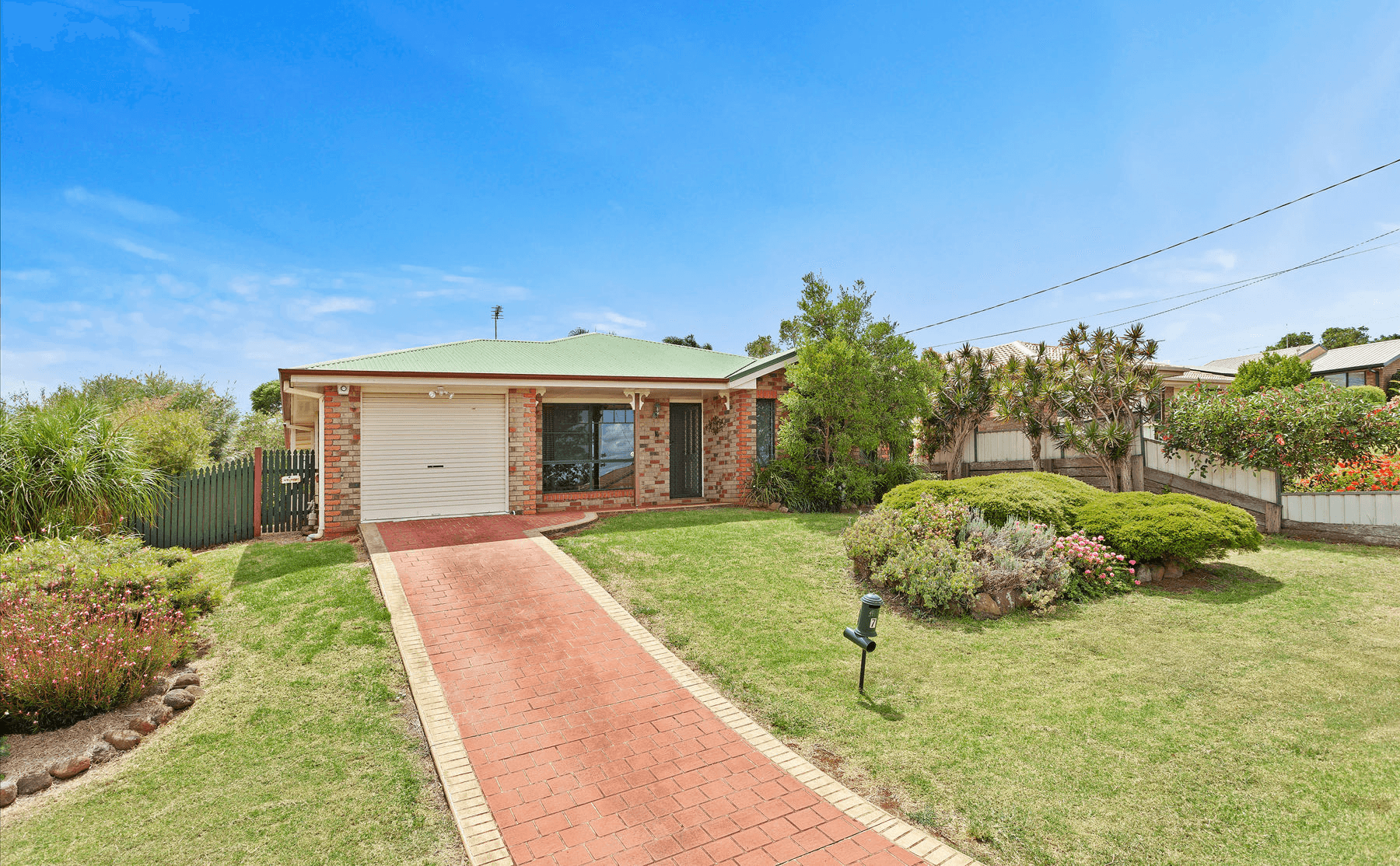 7 Maison Court, WILSONTON HEIGHTS, QLD 4350