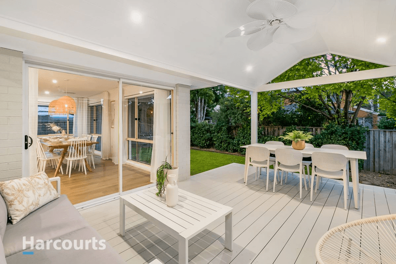 18 Millcroft Way, Beaumont Hills, NSW 2155