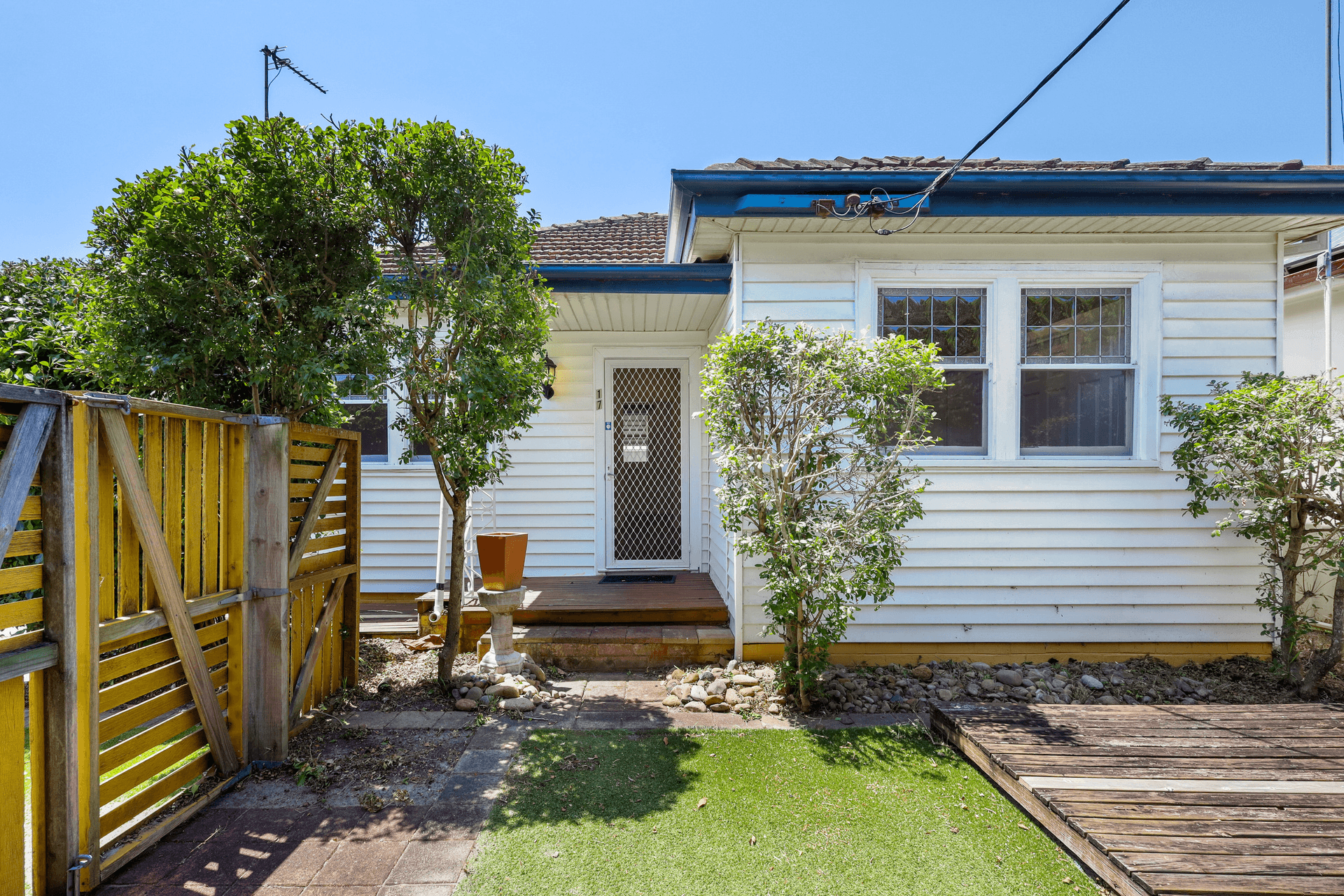 17 Terry Avenue, Woy Woy, NSW 2256