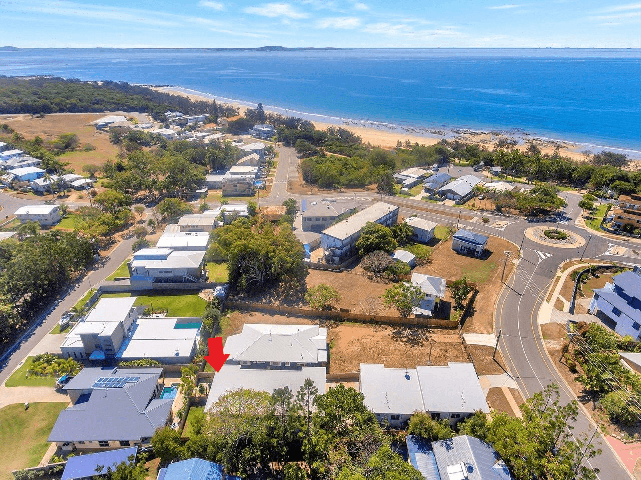 4/6 Beach Avenue, TANNUM SANDS, QLD 4680